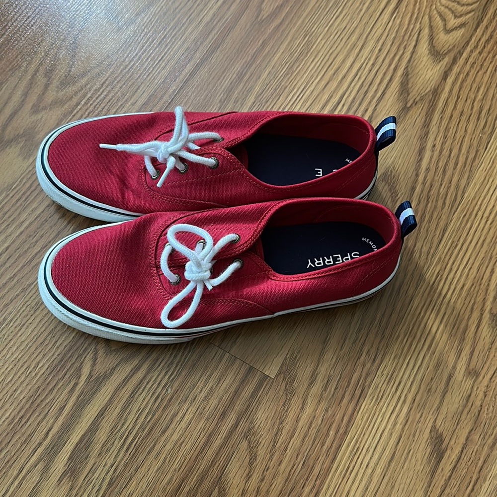 Women’s Sperry boat shoes, Red, Size 10